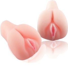 Amandas Lusty Bottom Vibrating Vagina