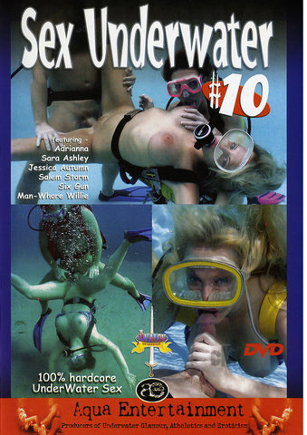 Sex Underwater 10