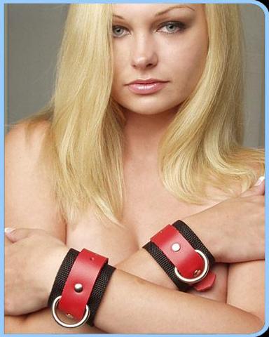 Kink Cuffs Wrist Pink